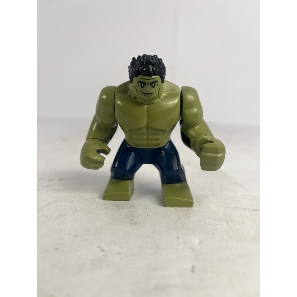 LEGO Marvel Avengers Minifigure; The Hulk - Giant, Dark Blue Pants sh0577